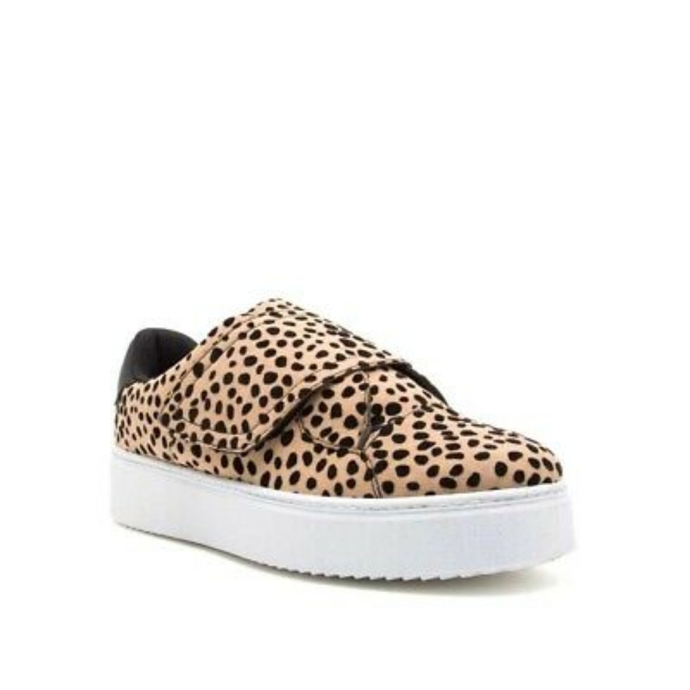 NEW in Box Boutique Qupid Leopard Platform Sneaker